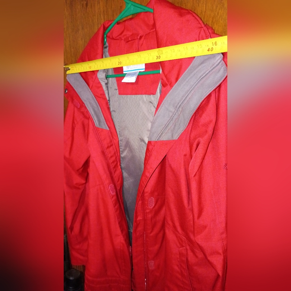 Columbia Red Jacket - Picture 4 of 7